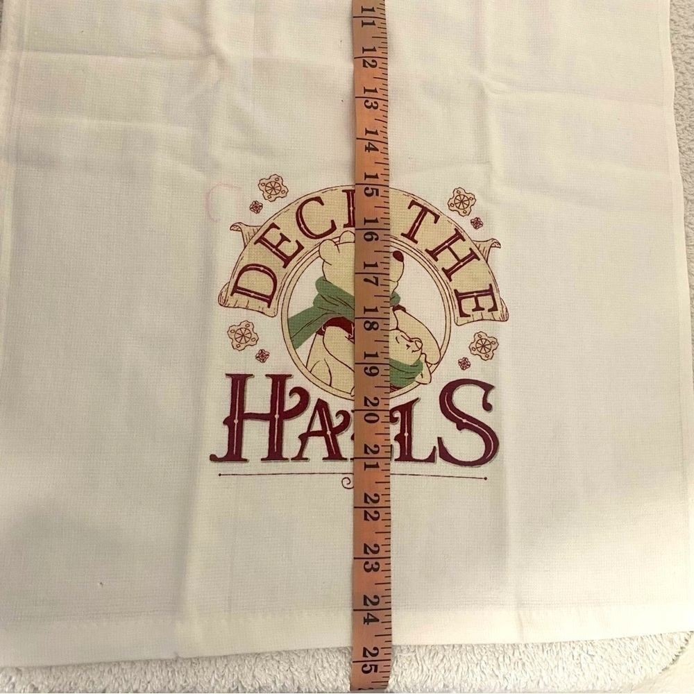 Winnie the Pooh 2 Piece Kitchen Dish Towel Set NWOT 100% Cotton “DECK THE HALLS” - Picture 2 of 8